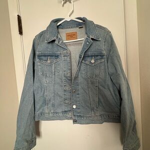 Women’s Levi's Signature Light Blue Denim Jacket